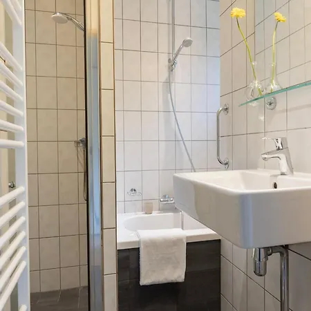 In Near Veluwe Forest Tatil Evi Putten