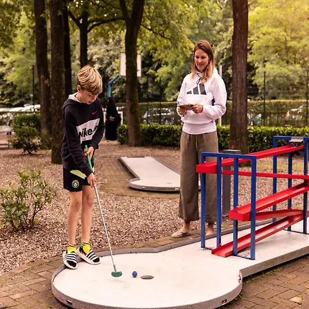 Nyaraló In Near Veluwe Forest Putten